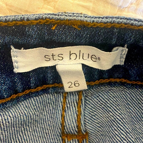 STS Blue Kate High Rise Cutoff Blue Jean Shorts Size 26 EUC - Picture 3 of 3